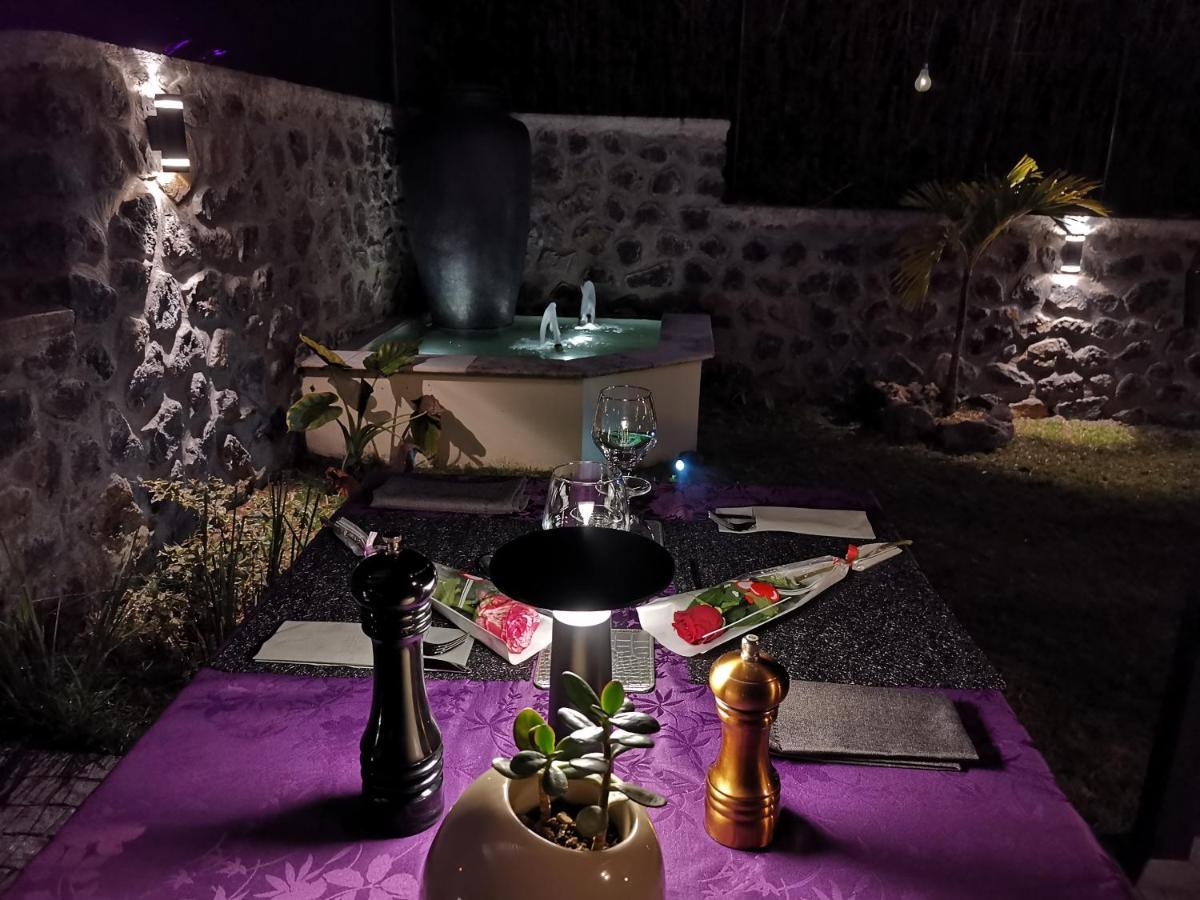 Hostal 170 Room 16 Service Appartement Le Tampon Luaran gambar