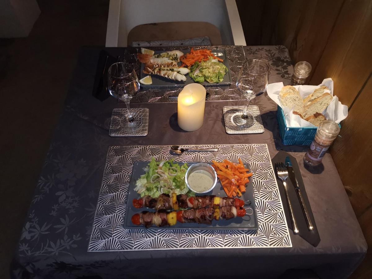 Hostal 170 Room 16 Service Appartement Le Tampon Luaran gambar